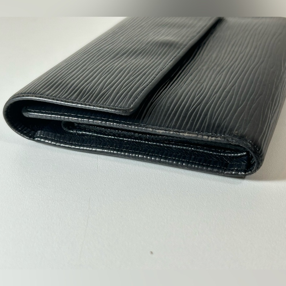 Louis Vuitton Porte Tresor International wallet in black Epi leather - Picture 4 of 16